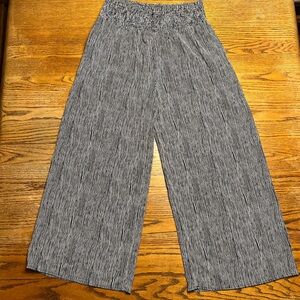 Hem & Thread Flowy Wide Leg Black Striped Pants Size Large